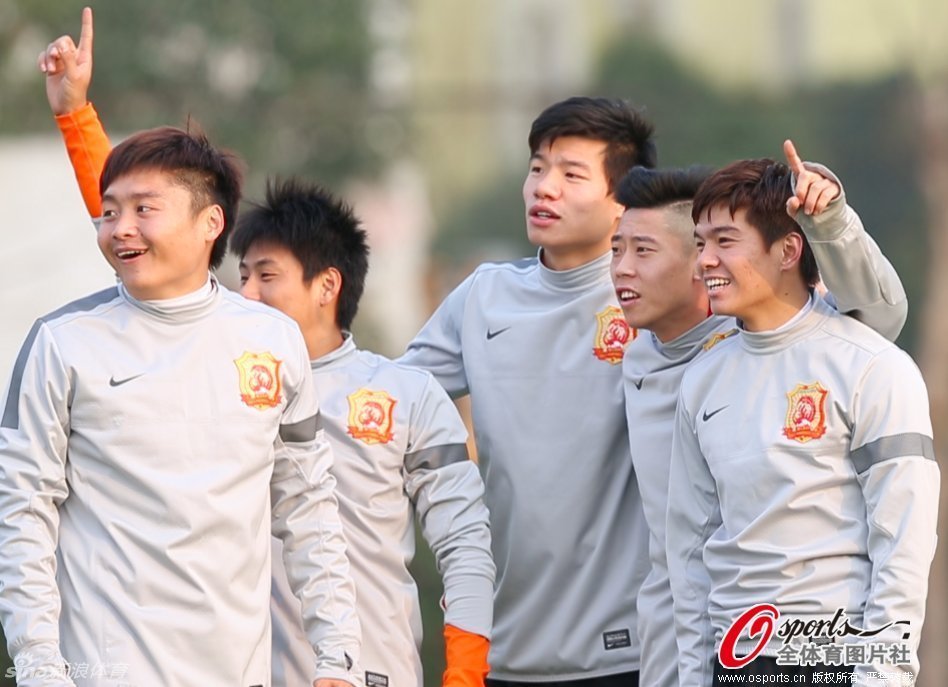 武汉卓尔备战中甲联赛 - 新闻中心 - 佛山信息网