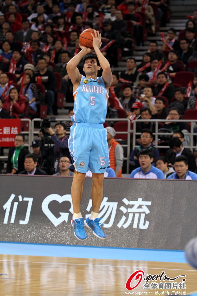 杨敬敏远投