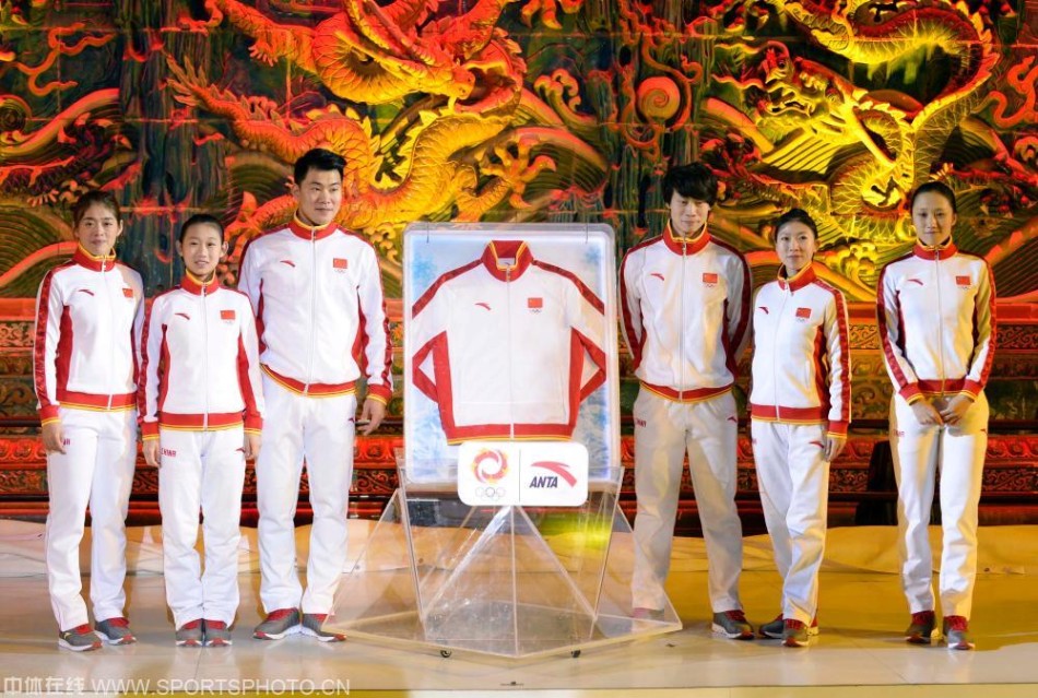 索契冬奥会中国队领奖服公布
