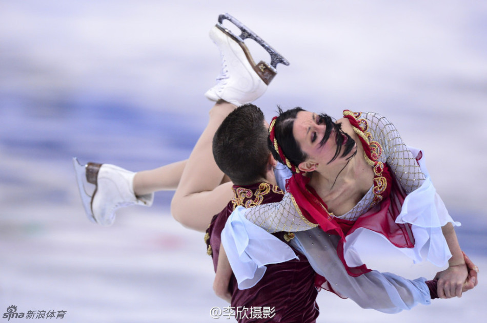 卡恩退役-乐鱼app(leyu)官方网站-乐鱼官网