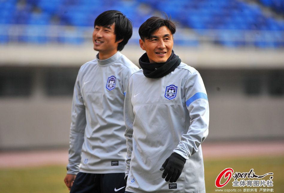 王佳是為了活躍節目效果還是真忘了王洪澤陳家政名字？？？