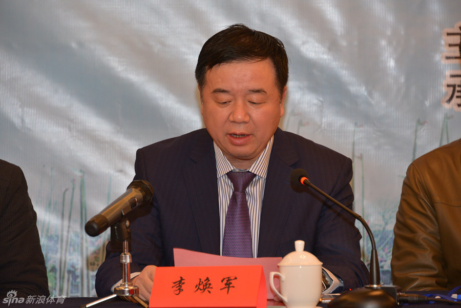 移动公司员工文化墙_移动公司员工丝脚挑鞋_