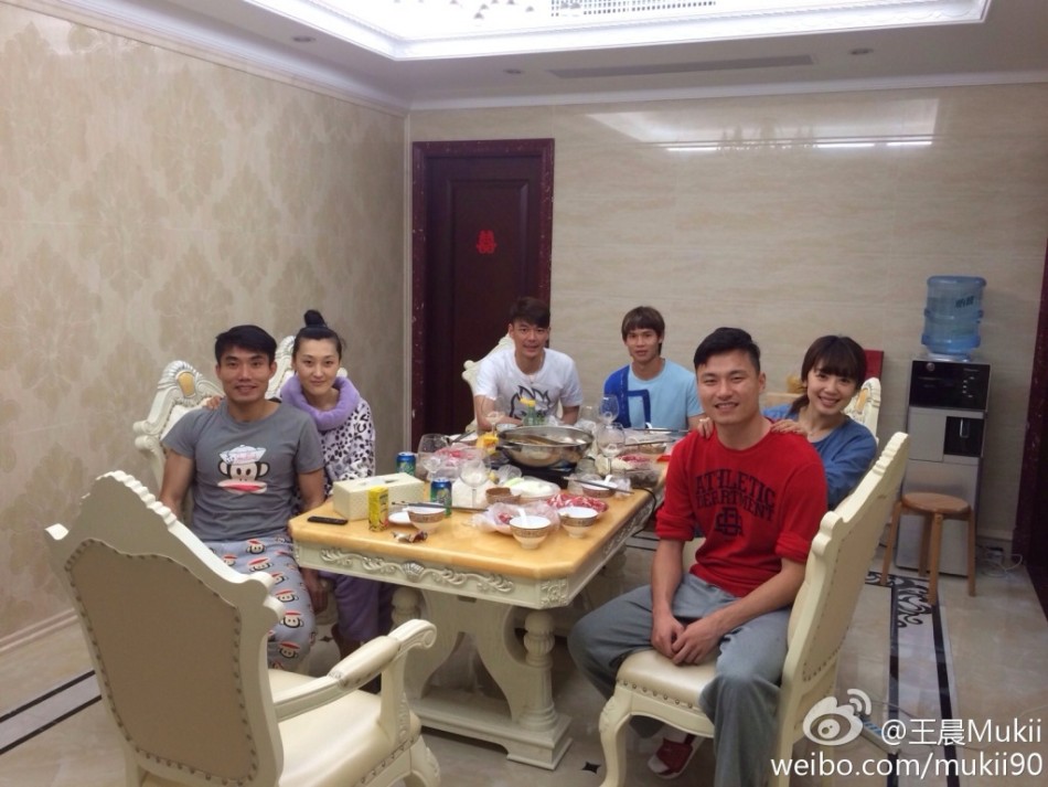 [流言板]能否連勝？爵士官方曬球員訓練照，明日將對陣火箭