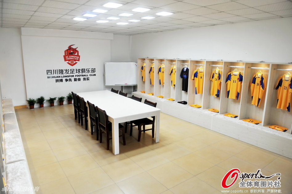 马明宇姚夏亮相隆发出征仪式 -- 佛山E家|佛山信