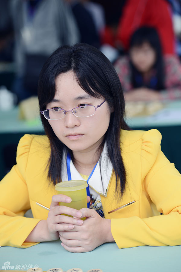 象棋团体赛44女将_高清图集_新浪网