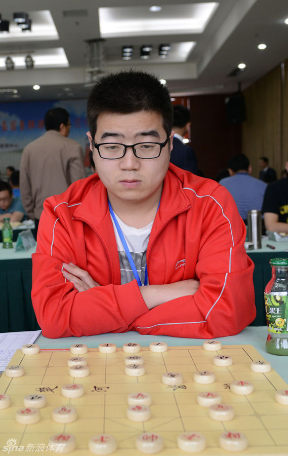 象棋团体赛男棋手_高清图集_新浪网