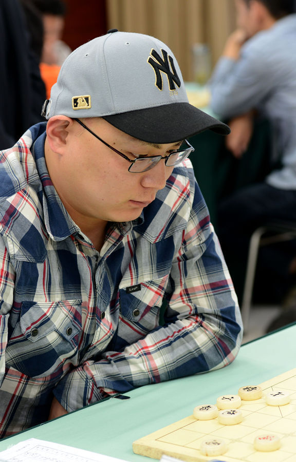 象棋团体赛男棋手_高清图集_新浪网