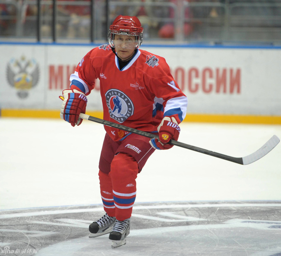 【球讯】普京冰球赛6球5助率队大胜 获赞配得