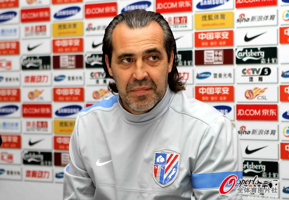 上季亞軍終結8連?。〔叫姓?人20+力克黃蜂 三球18+7+9