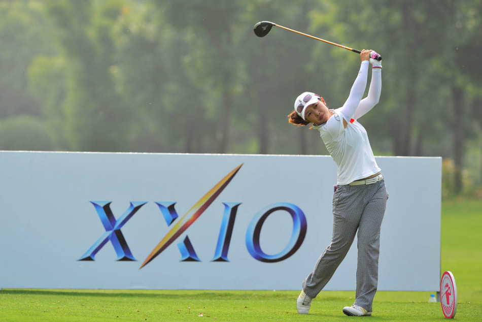 中华台北选手叶欣宁优雅挥杆进攻果岭