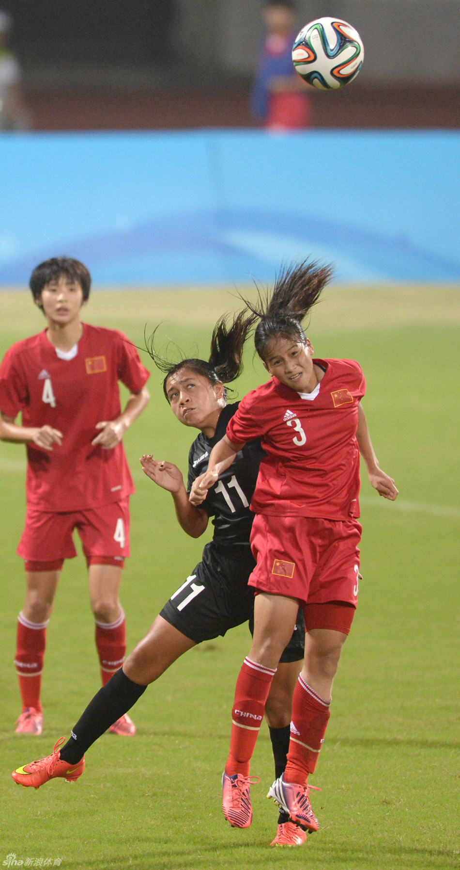 [青奥女足]中国2-0墨西哥_高清图集_新浪网