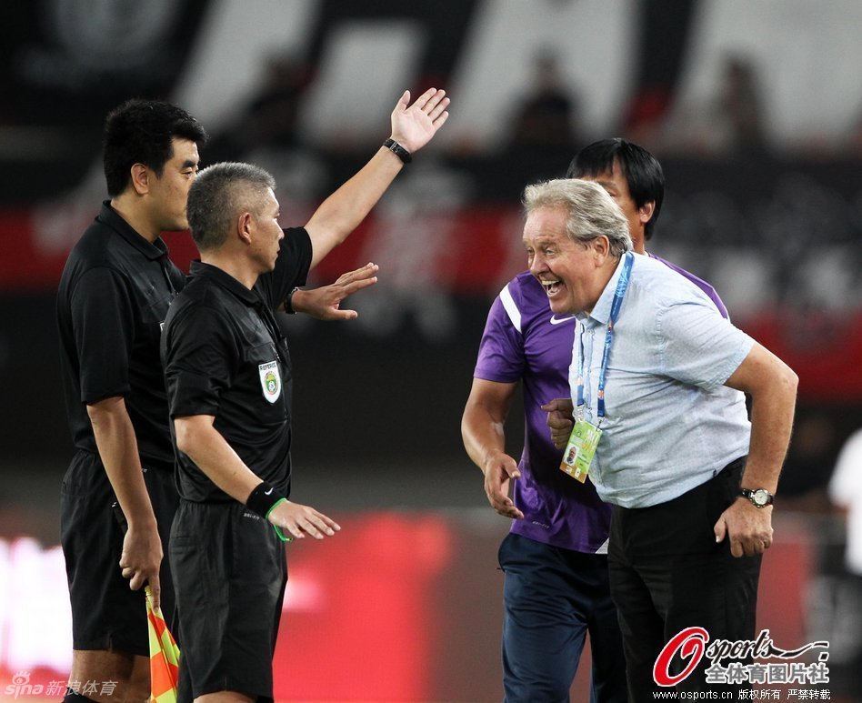 欧文谈弗拉格：开心打球享受比赛的同时 用表现赢得他人的尊重