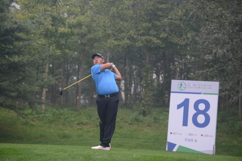 少年逐梦绿茵场 高尔夫新星国际舞台展风采