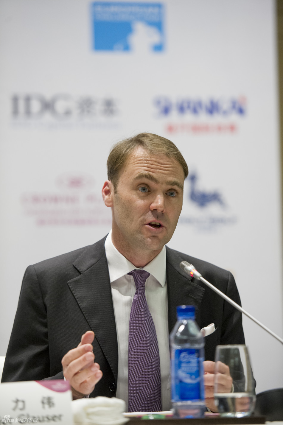 李赛文在答记者问时详细阐释欧巡赛的中国战略，其国际视野与本土洞察相结合。