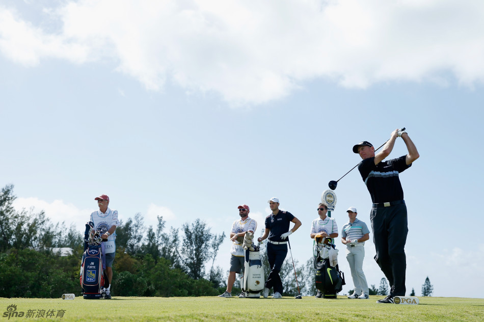 巴巴·沃森在延长赛中推进制胜长推后，振臂高呼，尽情释放夺冠的激情与喜悦