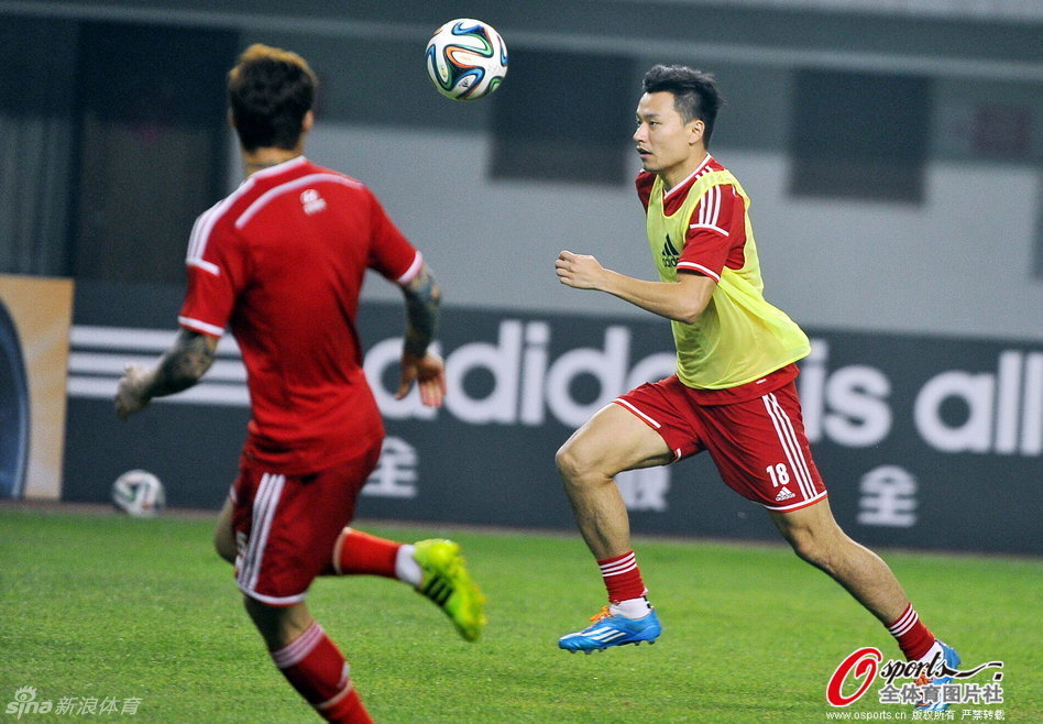 阿森纳 那不勒斯-爱游戏App官方下载入口-爱游戏