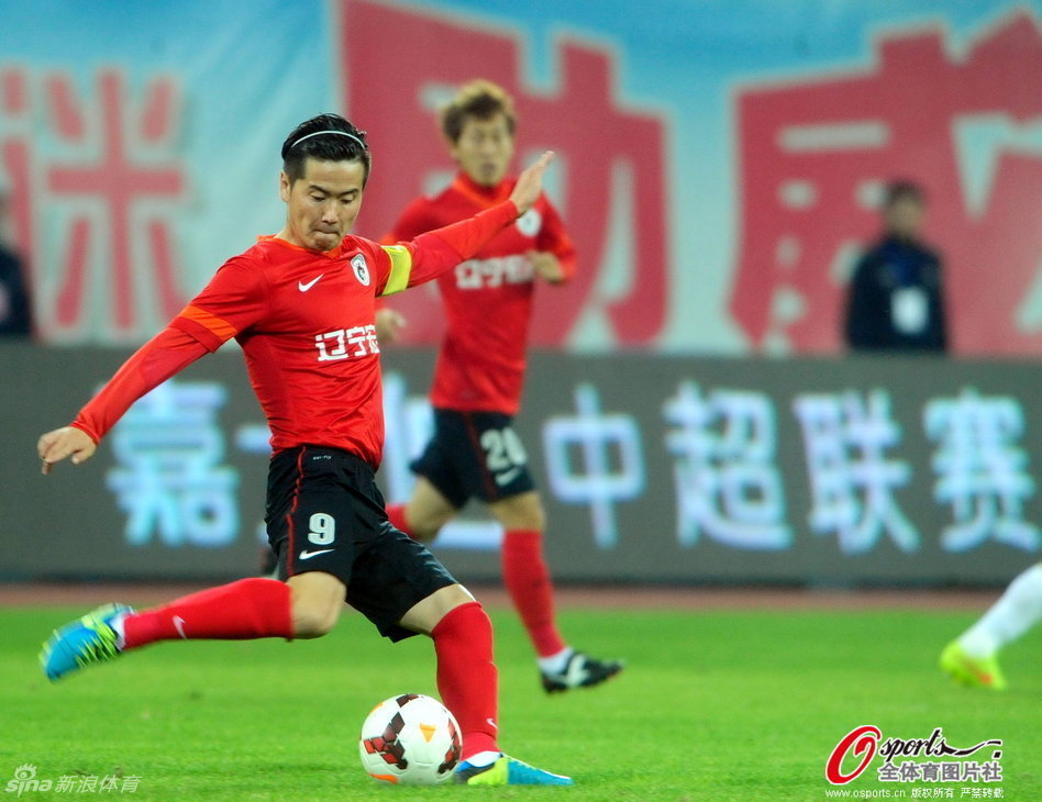 狂轟54+5+9！創下聯盟79年神跡，恩比德認命吧，他才是球隊老大