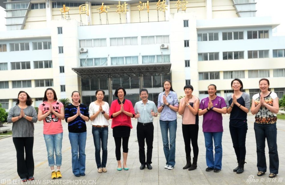<em>中国女排</em><em>黄金一代</em>回娘家_漳州小鱼社区