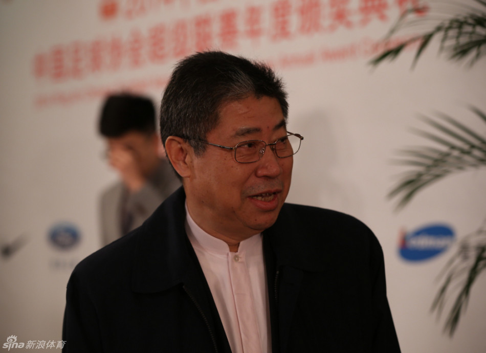 城区现在怎么这么多皇马串子要买修斯？