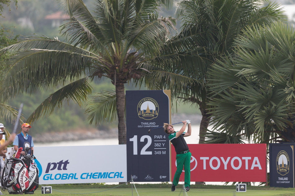 阿玛塔温泉球场的标志性岛屿果岭第十七洞,球员需乘船上岛击球