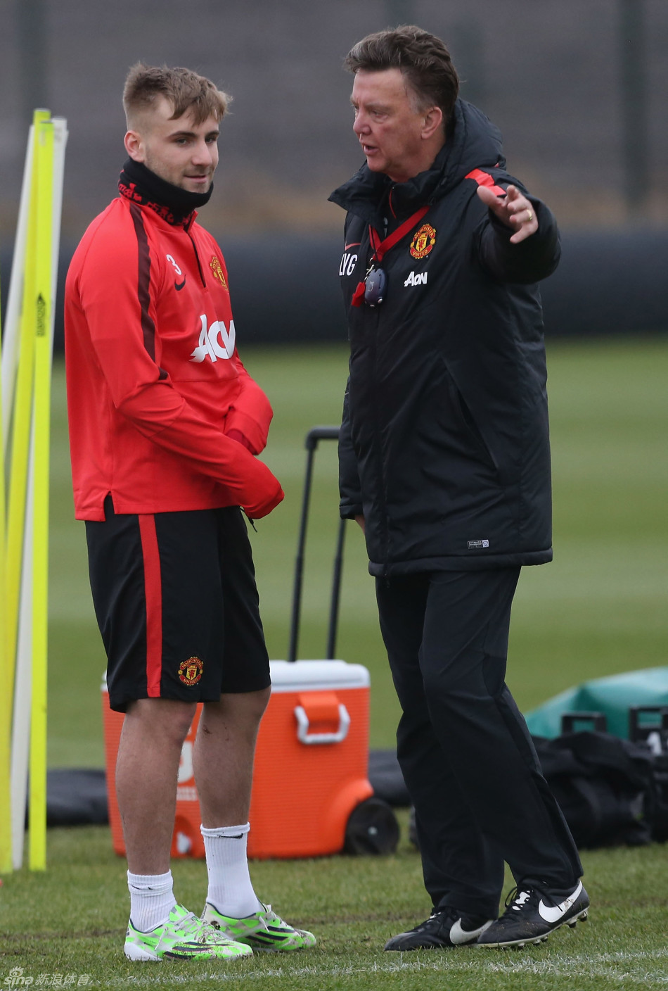 曼联训练备战迪马利亚复出