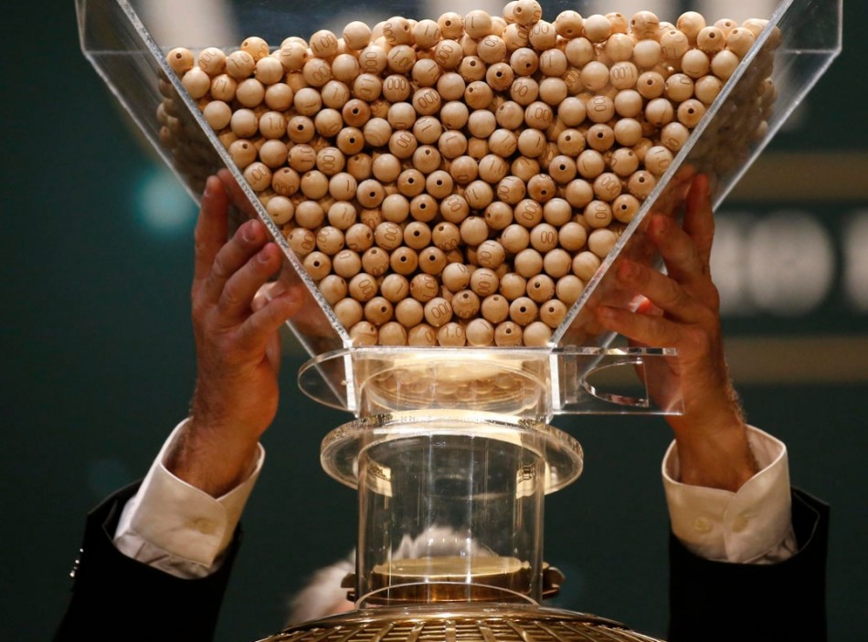 西班牙圣诞彩票单日送160个3000万大奖