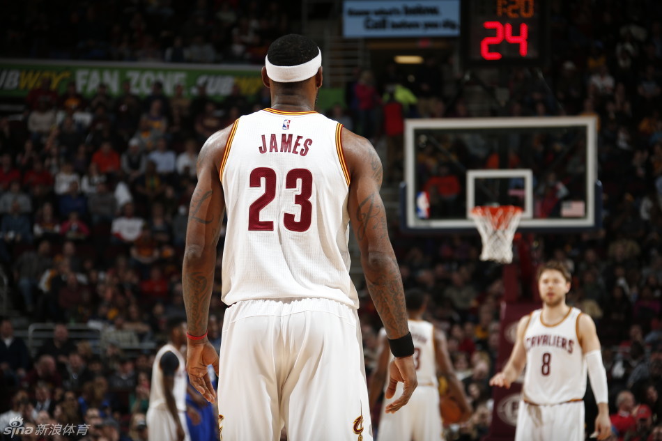 【NBA】欧文24分詹姆斯两双 骑士复仇76人获