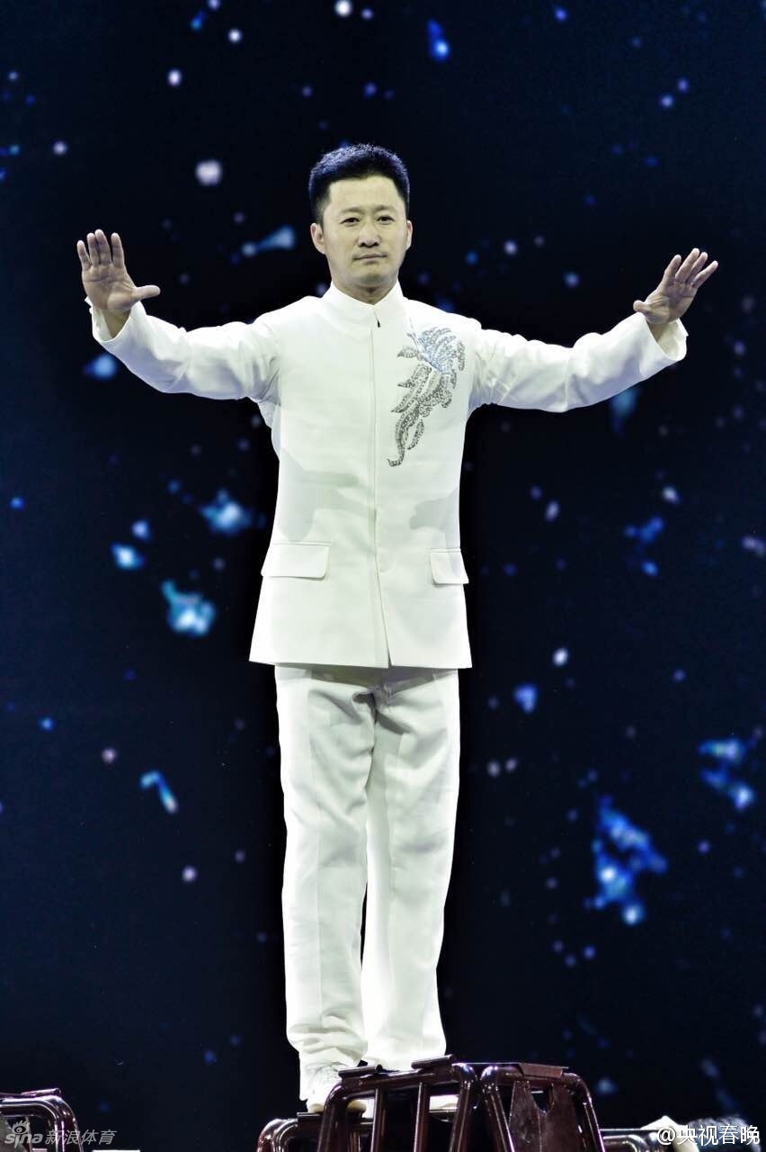 春晚彩排吴京张震表演武术_高清图集_新浪网