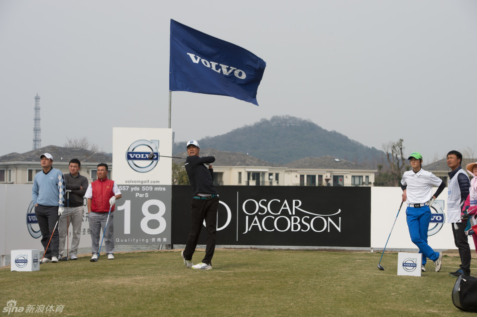 浦俊生先生于颁奖典礼上致辞,寄语赛事与中国高尔夫未来