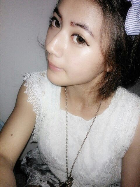 出发台上，顾贵爽弓身准备，身体紧绷如一张拉满的弓