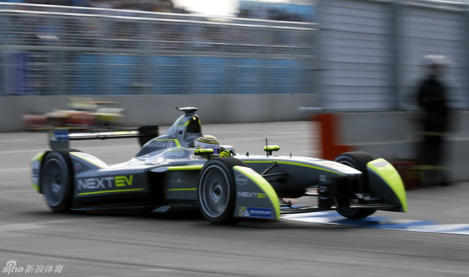 fe电动方程式冠军图片