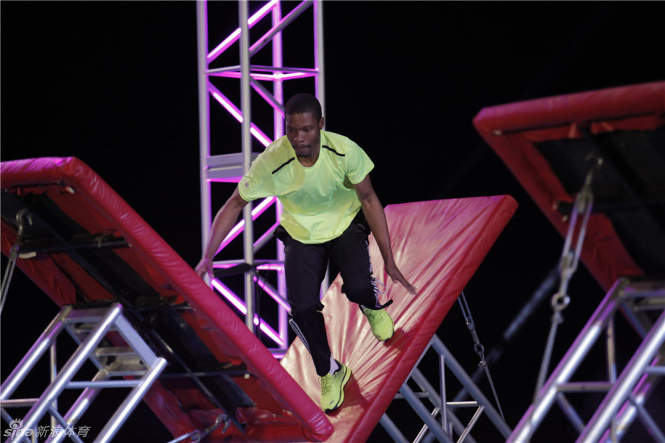 江苏卫视《极限勇士》首播