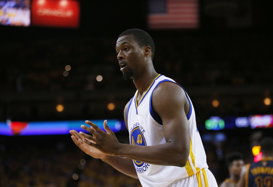 【NBA总决赛5】库里37分勇士抢下天王山詹皇