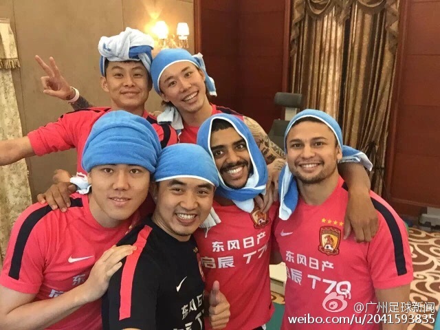 媒体人：邵佳一的最大优势就是省钱、超级省钱