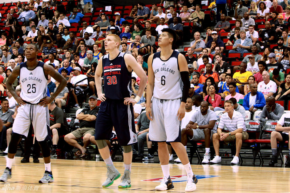 NBA夏季联赛贺天举0分鹈鹕取胜