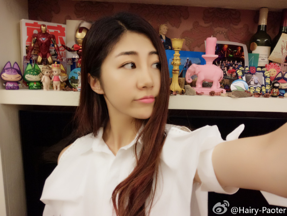 王仕鹏娇妻美丽私照[18张]图集.暂无