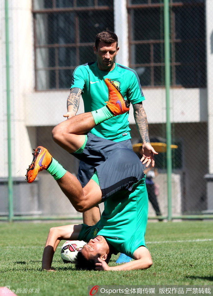 對面球迷為啥這么急啊