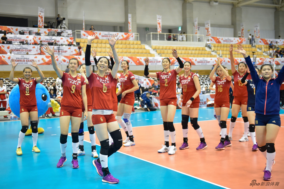 女排世界杯中国队时隔11年重夺世界冠军 直通