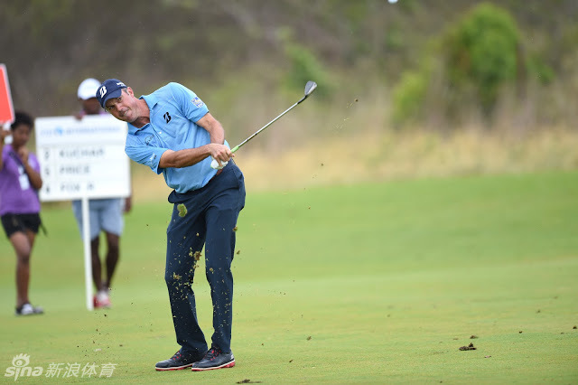 马特·库查尔在斐济国际赛决赛轮中稳扎稳打，一马当先，展现世界顶尖球手的冠军风范