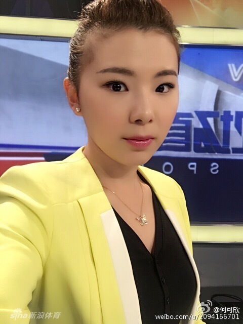 高低杠公主何可欣俏皮可爱