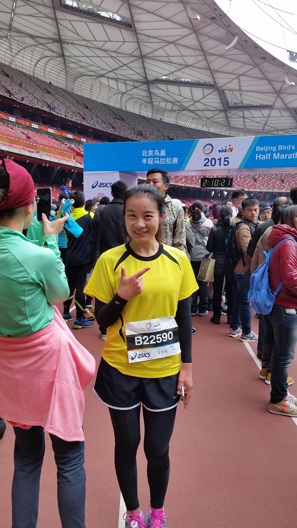 11月8日，2015首届北京鸟巢半程马拉松赛如约而至。