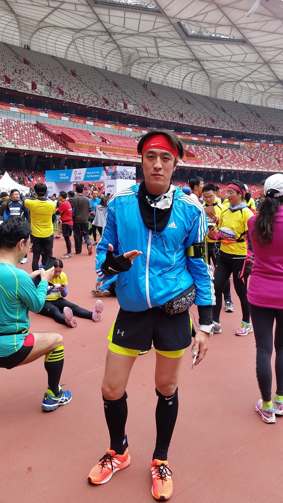 11月8日，2015首届北京鸟巢半程马拉松赛如约而至。