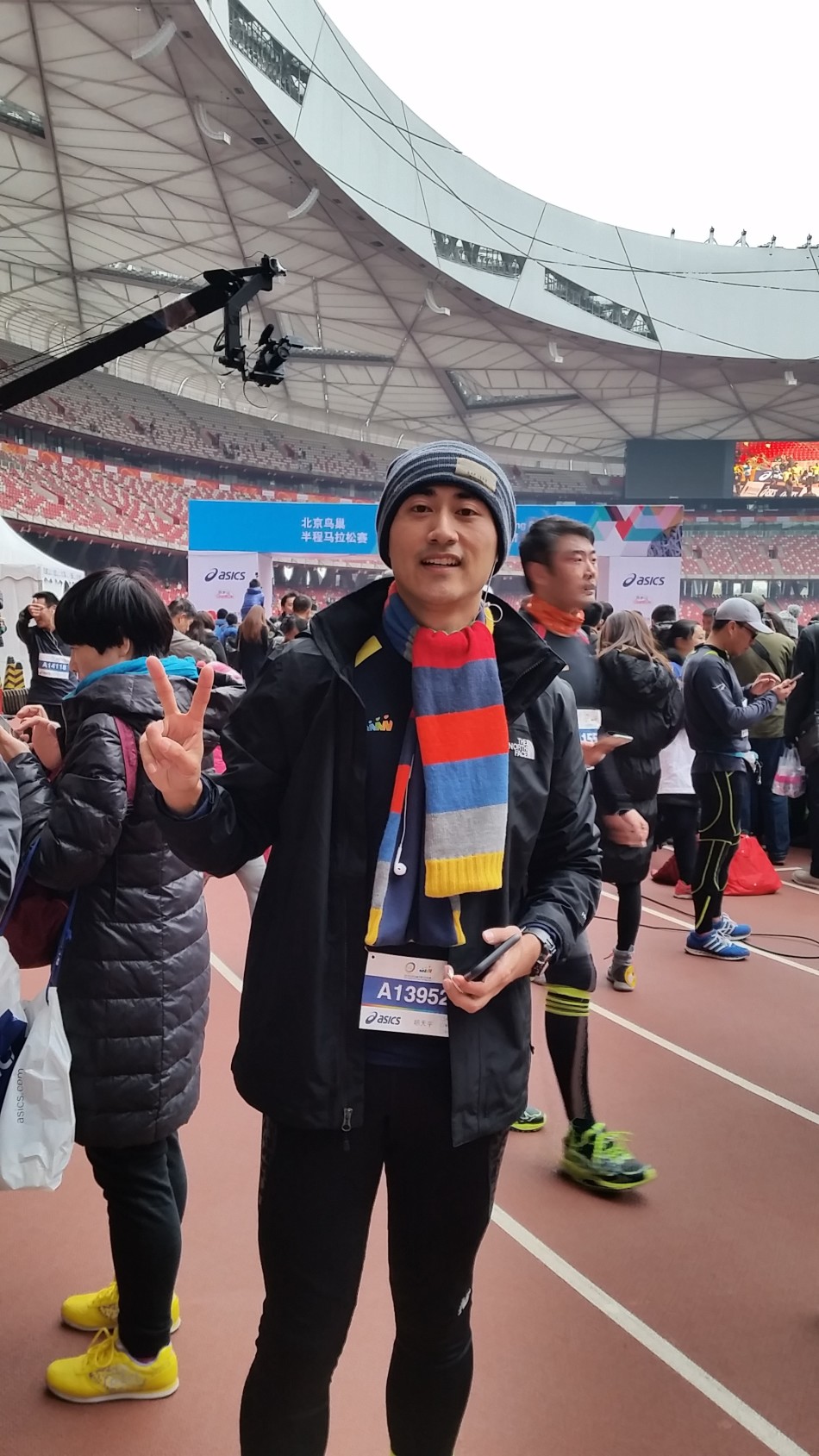 11月8日，2015首届北京鸟巢半程马拉松赛如约而至。
