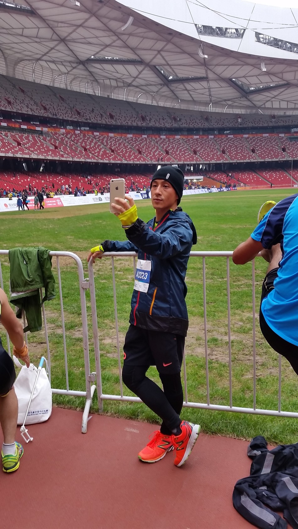 11月8日，2015首届北京鸟巢半程马拉松赛如约而至。