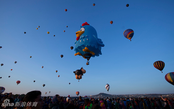 国际热气球节精彩纷呈