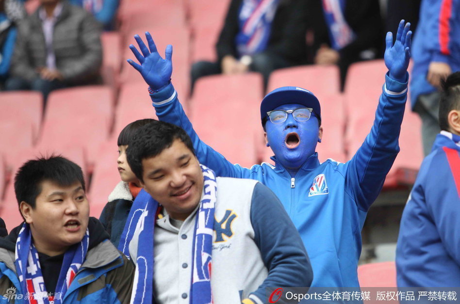 北京时间11月29日，足协杯次回合上海申花0-1江苏舜天。