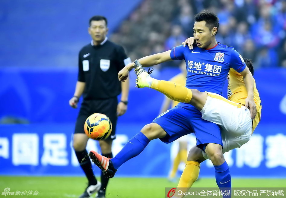 北京时间11月29日，足协杯次回合上海申花0-1江苏舜天。