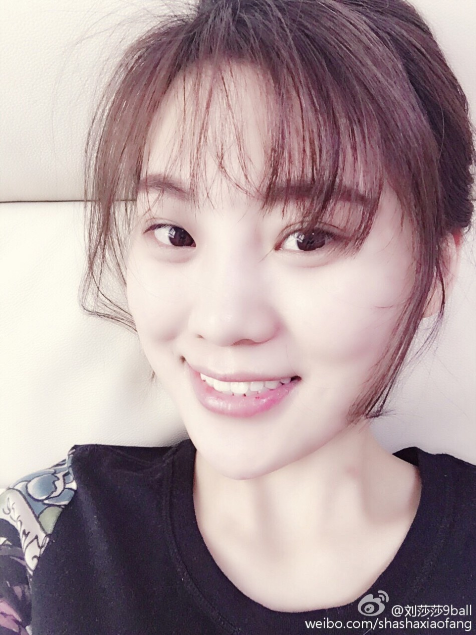 九球小天后刘莎莎私房照可爱迷人_高清图集_新浪网