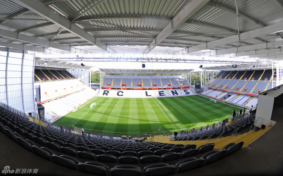 博拉尔特-德勒利球场