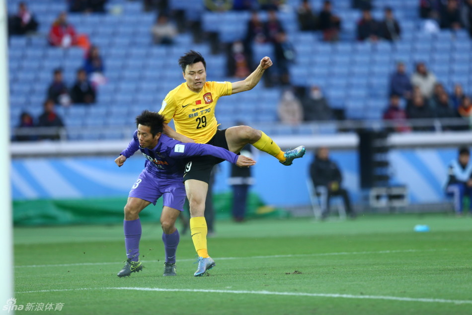 2015年12月20日，2015世俱杯季军争夺战，广州恒大1-2不敌广岛三箭。